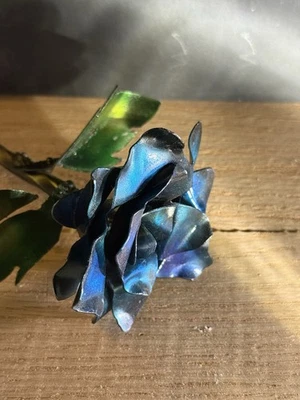 Decoración de jardín de 11 pulgadas azul rosa de metal soldado artesanal Foto 1 de 4