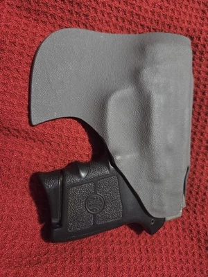 Smith & Wesson Bodyguard 380 pocket holster-for integrated laser - Image 1 of 3