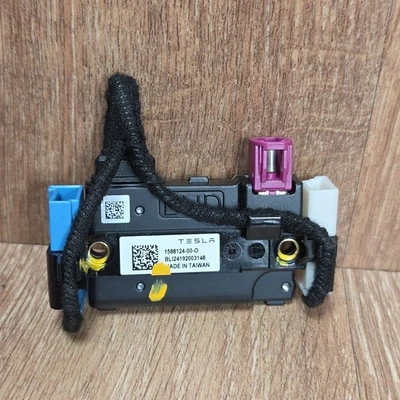 2020-2024 Genuíno TESLA MODELO Y 3 CÂMERA FRONTAL INTERNA 1588124-00-O Fabricante de Equipamento Original - Imagem 1 de 4
