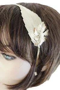 Nuevo Mujeres Ropa Informal Largo Dorado Hoja de Metal Dije Diadema Accesorio para el Cabello Primavera  - Imagen 1 de 12