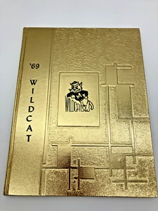 Signed Vintage 1969 Yearbook Minneola High School Kansas The Wildcat - Picture 1 of 21