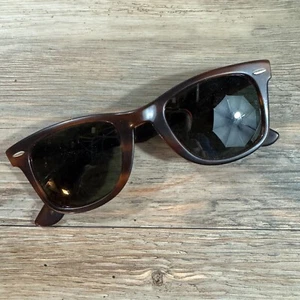 Occhiali da sole vintage anni 80 B&L Ray Ban Wayfarer 5024 tartaruga Bausch Lomb lenti verdi - Foto 1 di 7