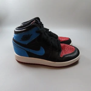 Baskets Nike Air Jordan 1 Retro High OG NC to Chi enfant noir rouge bleu taille 11C - Photo 1/8