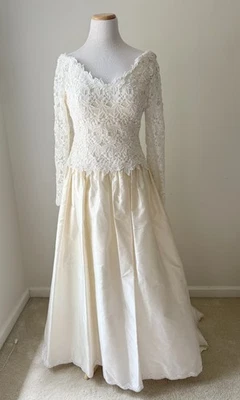 Vintage 90's House of Bianchi Silk Shantung Ivory Wedding Dress, Size 12 - Image 1 of 4