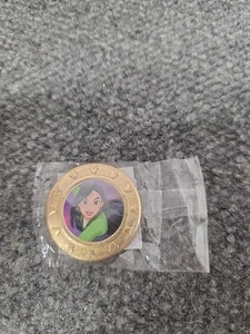 Disney Wonderball Münze 100 Jahre Jubiläum - Mulan - Bild 1 von 1