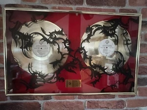RED HOT CHILI PEPPERS - OFFICIAL GERMAN GOLD RECORD LP AWARD - TO ANTHONY KIEDIS - Foto 1 di 4