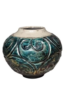 LILIA VENIER STUDIO POTTERY HANDCRAFTED VASE - Picture 1 of 10