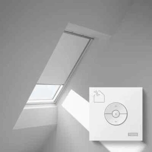 Velux FSCH-C08 Solar Blockout Blind Motorised for Opening Skylight 550x1400 - Picture 1 of 2