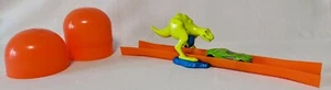 Kinder Überraschung Riesen Ei Hot Weehls Auto grün T Rex - Bild 1 von 2