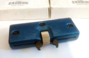 Abridor de caja de reloj herramienta cangrejo llave inglesa joyería reparación batería repuesto - Imagen 1 de 6