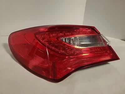 2011-2014 Chrysler 200 Driver Side Rear Tail Light Lamp Left LH OEM 05182525A J5 Foto 1 de 4