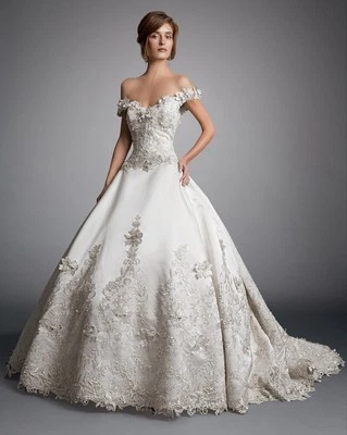 Amalia Carrara Wedding Dress NWT UNALTERED  - Image 1 of 3