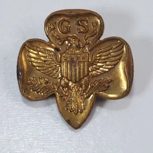 Vintage Goldtone Girl Scout GS Trefoil Membership Pin Badge Eagle Pinback - Picture 1 of 4