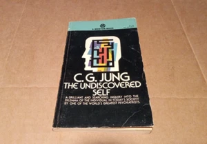 Carl G Jung The Undiscovered Self Mentor Mass Market Paperback Book - Imagen 1 de 6