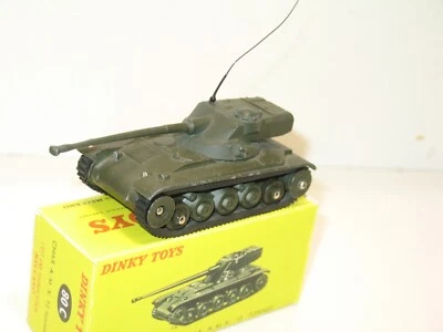 DINKY TOYS, Char AMX 13 militaire 80c,  trou d' ANTENNNE, chenille gorge R - Photo 1/4