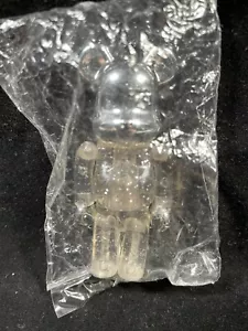Rare Medicom BEARBRICK BE@RBRICK SERIES 17 - 100% "Celebrity" ARTIST Fig - CHASE - Picture 1 of 2