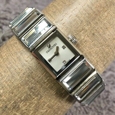 施华洛世奇女士 999984 宝石银色方形石英表 15 毫米手表 6 — 第 1/4 张图片