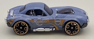 Madness Zuru Metal Machines, échelle 1/64 - Photo 1/4