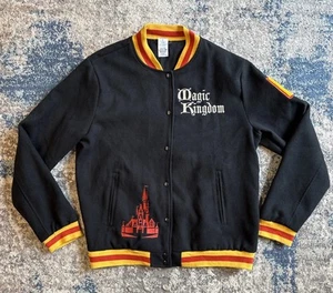 Disney World 50th Anniversary Magic Kingdom Vault Collection Varsity Jacke Gr. L - Bild 1 von 11