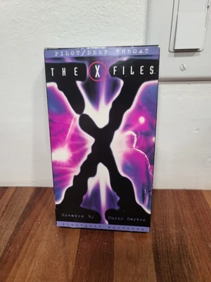 The X-Files - Pilot/Deep Throat (VHS, 1996) David Duchovny - Imagem 1 de 4