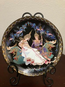 "The Coronation Preparations" Bradford Wechselteller - Künstlerin Sandra Wakeen - Bild 1 von 1