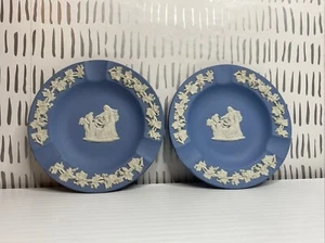 Wedgwood Blue Jasperware Ashtray Greek Goddess Chariot Grapevine Set Of 2 - Picture 1 of 6