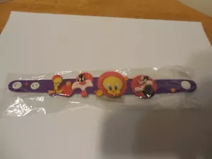 Vintage Warner Bros. Tweety Bird Sylvester Cat Bracelet Looney Tunes 2000 WB - Picture 1 of 5