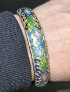 antique Chinese carved cloisonne bangle bracelet - Picture 1 of 7