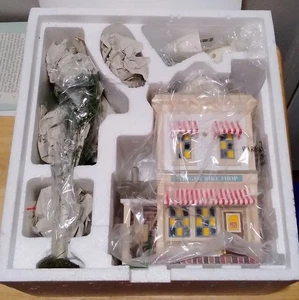 Dept. 56 SV Wright Bike Shop Gift Set 55314 2002 Orig. Snow Village 5 pieces - Picture 1 of 3