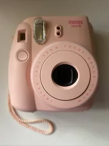 Fujifilm Instax Mini 8 Instant Film Camera - Picture 1 of 3