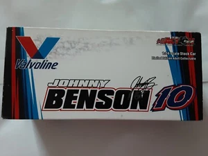 2002 Action Collectibles #10 Johnny Benson Valvoline Grand Prix 1:24 Scale... - Picture 1 of 8