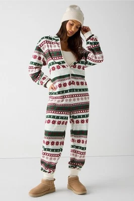 NUEVO CON ETIQUETAS Fabletics Acogedor Polar Con Capucha Vacaciones Estampado de Hadas Mono de Una Pieza XS Foto 1 de 4