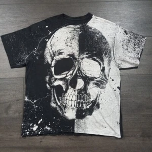 Vintage Spirit Halloween Skull Tshirt Men's Size XL Black White - Picture 1 of 3