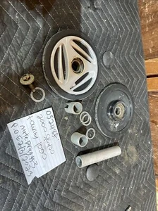 2002 skidoo 1000 bombardier touring rear bogey axle skid parts 052 - Picture 1 of 12