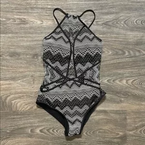 Traje de baño BECCA pequeño revelación cuello alto de una pieza ganchillo negro blanco - Imagen 1 de 9