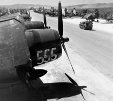 WW2  Photo WWII US Fighters on Guam 1945 F6F Hellcat F4F  World War Two /5259