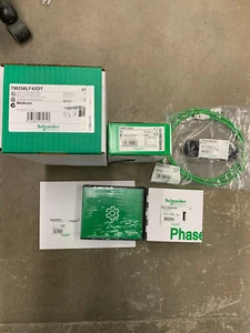 Kit controlador PLC Schneider Electric con software - Imagen 1 de 7