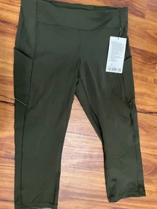 Lululemon Olive Green Speed Up Crop 21” , size 12 NWT - Picture 1 of 3
