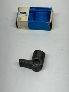Ford Transmission Clutch End Shift Arm # D67Z-7346-B replaced by E27Z-7346-A - Foto 1 di 4