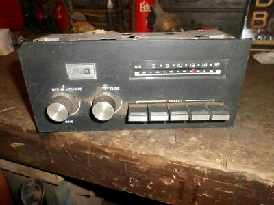 1970s AC Delco Radio General Motors Dodge Chrysler Plymouth Mopar 16018430 - Image 1 of 3