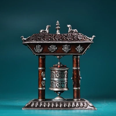 Antigua rueda de oración de pagoda china Foto 1 de 4