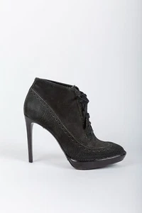 Burberry Brogue Lace Up Ankle Boots, size 39 - Picture 1 of 11