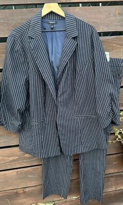 Terno Calça Torrid Tamanho 3 Pin Listras Azul Marinho/Branco - Imagem 1 de 4