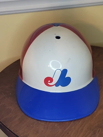Vintage Montreal Expos Souvenir Plastic Batting Helmet Cover
