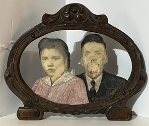 Antique Mexican PHOTO FOTOESCULTURA WOOD CARVING HAND PAINTED FOLK ART 1926-1930 - Picture 1 of 3