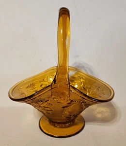 Vintage Indiana Glass Tiara Sandwich Golden Amber Basket W/Handle 7.5" Tall - Picture 1 of 6