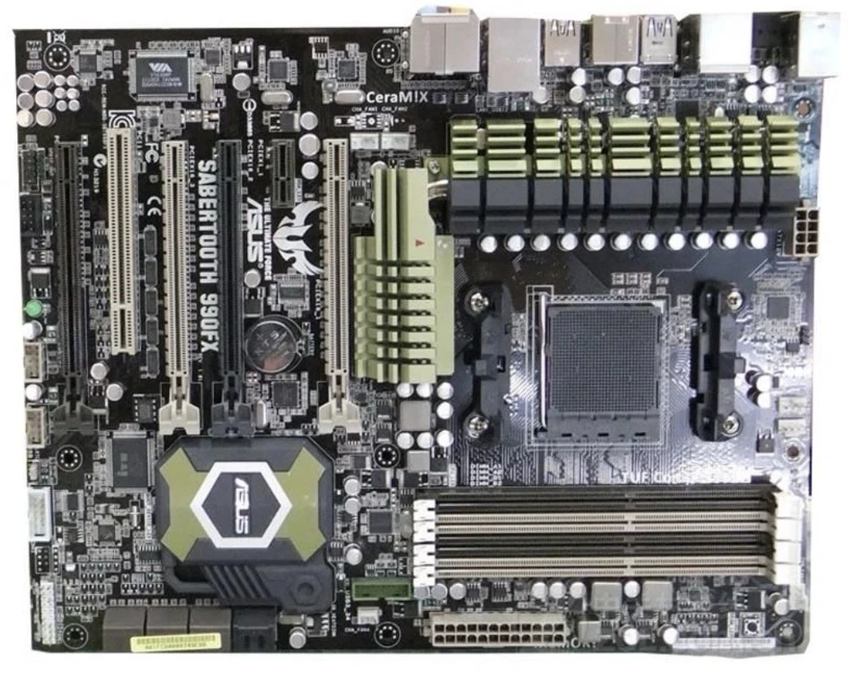 Asus Sabertooth 990FX Carte Mere Sockel AMD AM3+ DDR3 ATX - Photo 1/1