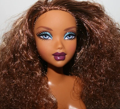 Mattel My Scene Barbie Doll MALL MANIACS MADISON - Image 1 of 4