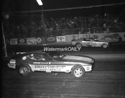 Ford Mustang 1971 "Mickey Thompson" v. "Blue Max" NITRO ¡FOTO de coche divertido! #(45) Foto 1 de 2