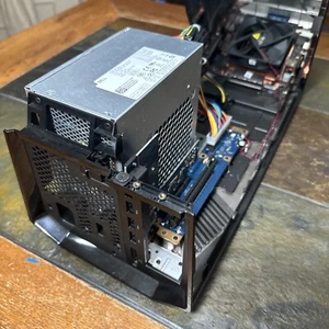 Amplificador de gráficos Dell Alienware modelo Z01G SIN/cables sin tarjeta gráfica - Imagen 1 de 17